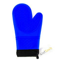 Single blue heat-resistant silicone oven mitt with textured grip.
