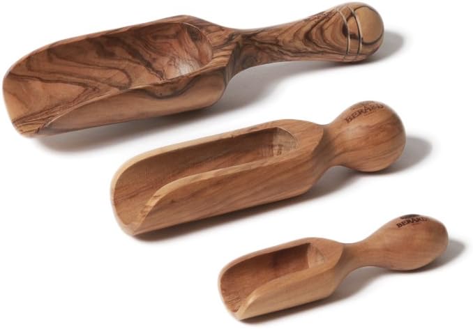 Berard Olive Wood Scoop, Beige, 32 x 22 x 22 cm