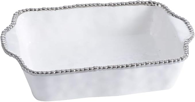 Rectangular silver titanium-finished Pampa Bay baking dish with sleek edges, shown on a white background.