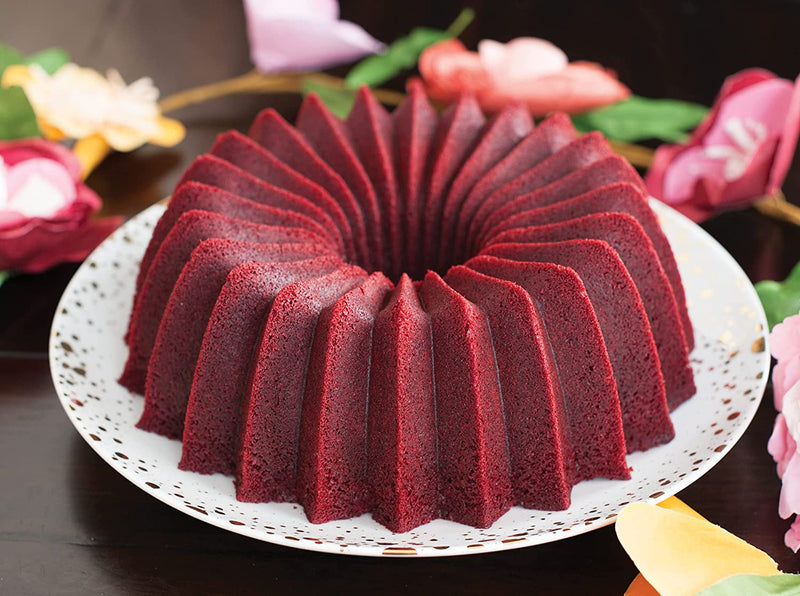 Nordic Ware Brilliance Bundt Pan Gold