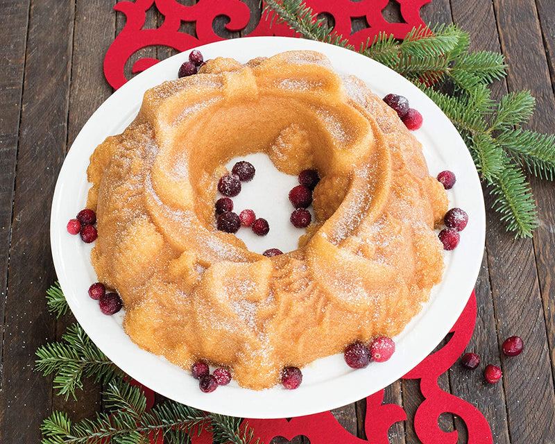 Nordic Ware Platinum Holiday Wreath Bundt Pan