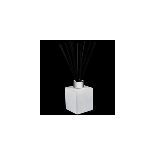 Trapp No. 24 Wild Currant Reed Diffuser with black reeds and a silver cap, presented in a decorative home setting.