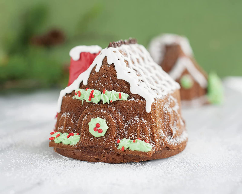 Nordic Ware Gingerbread House Duet Pan