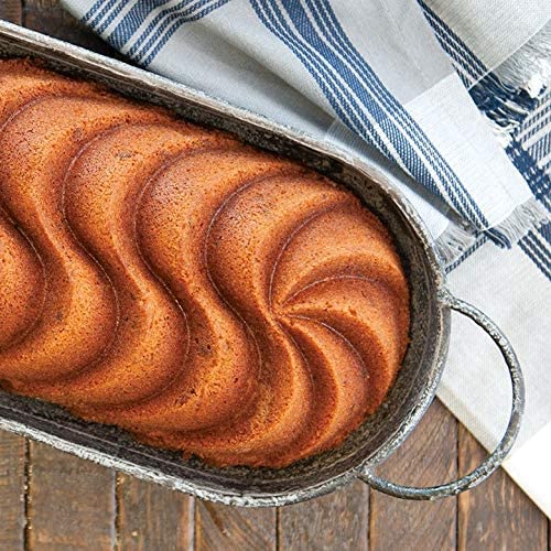 Nordic Ware Heritage Cast Loaf Pan, 6 Cup Capacity, Graphite