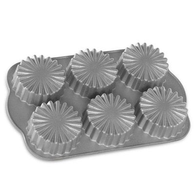 Ruffled Medallion Pan